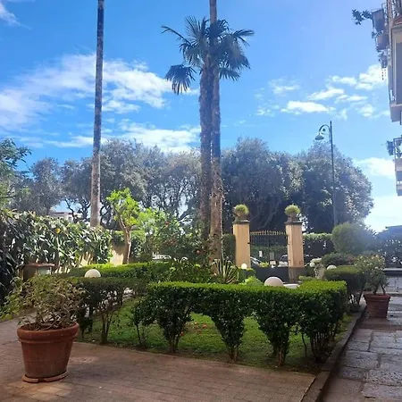 Casa Mirtilla A Mergellina *